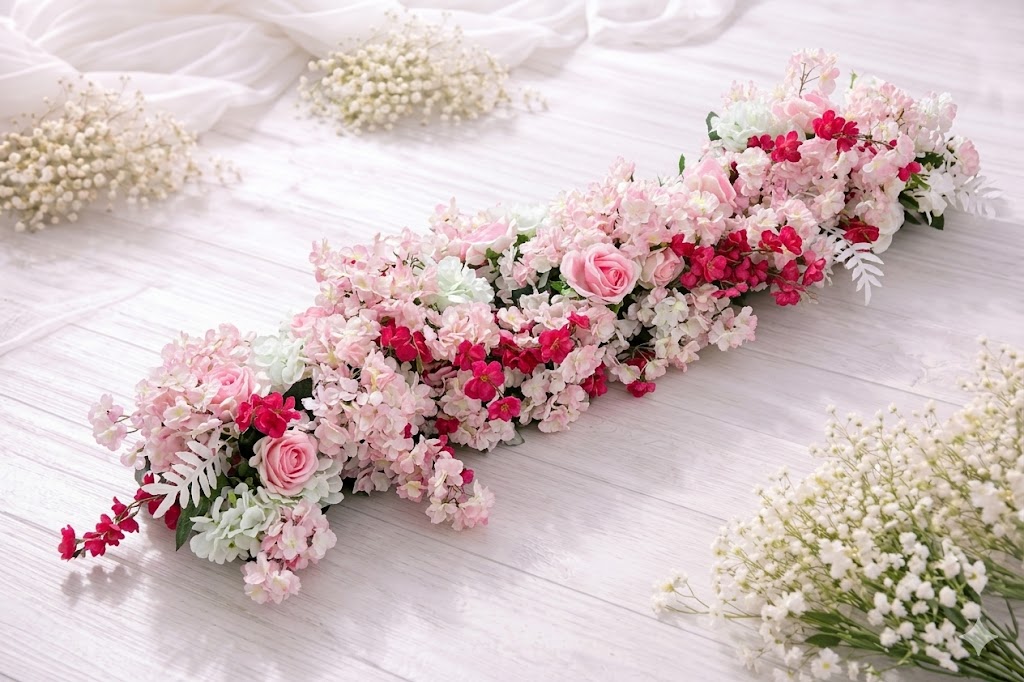 Açık Pembe Beyaz Su Yolu